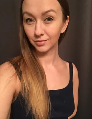 Mo